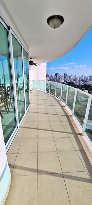 3BR Apartment with City Views Highland View Hato Pintado