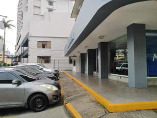 Building for Sale in Bella Vista - 10 bedrooms