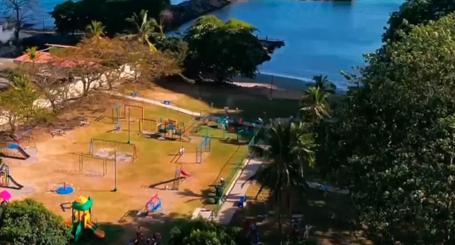 Spacious patio terrace lush garden with mature trees ocean view luxury villa for sale Punta Paitilla Panama