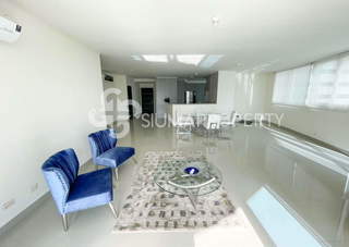 Apartment for Sale in San Francisco - 3 bedrooms