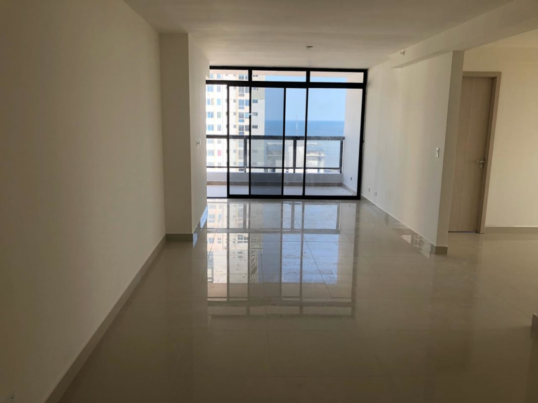 Modern kitchen with stainless steel appliances in sea view apartment PH BICSA Avenida Balboa Panama