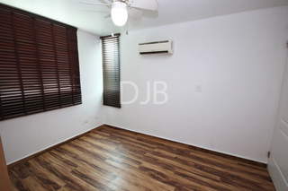 Apartment for Sale in San Francisco - 2 bedrooms