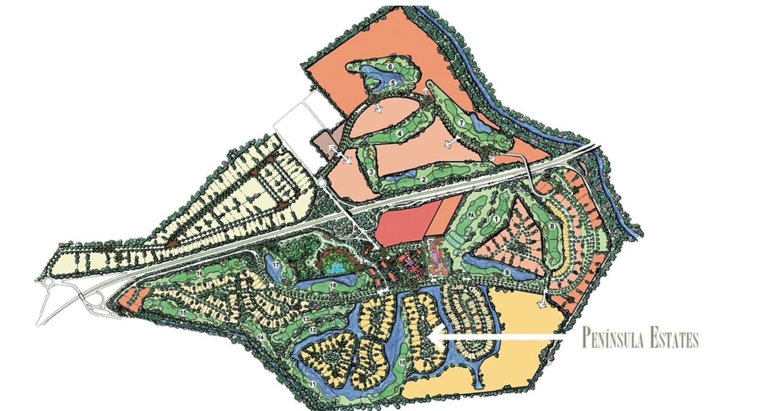 Peninsula Estates master planned golf course estate with lakes and residential lots in Panama