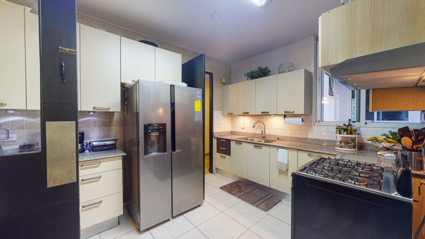 Master bedroom with private balcony, walk-in closet in PH Bella Vista Park Panama City