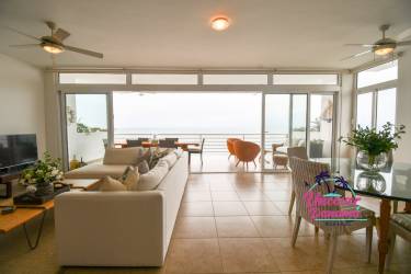 Large oceanfront balcony with stunning sea views at Miramar Loft luxury apartment for rent Panama