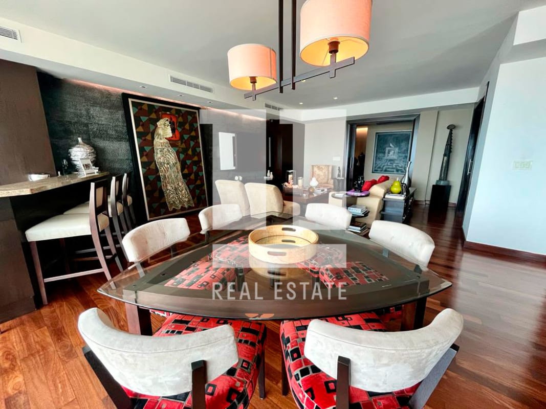 Open plan living dining room with luxury furnishings PH Coco del Mar Panama