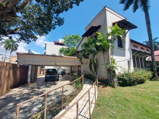 Land with historic building for Sale in Calidonia - 0 bedrooms