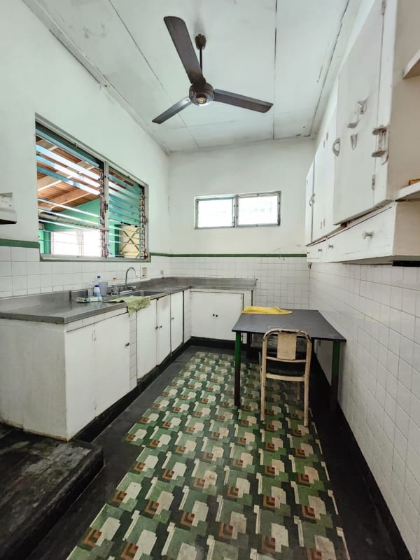 Spacious 3BR House with Terrace & Large Yard Parque Lefevre