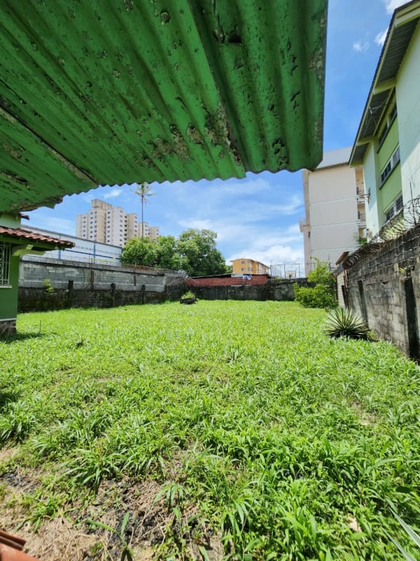 Covered carport, paved parking lot with security fencing Parque Lefevre Panama City house