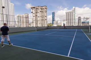 Penthouse Apartment for Sale in Bella Vista - 4 bedrooms