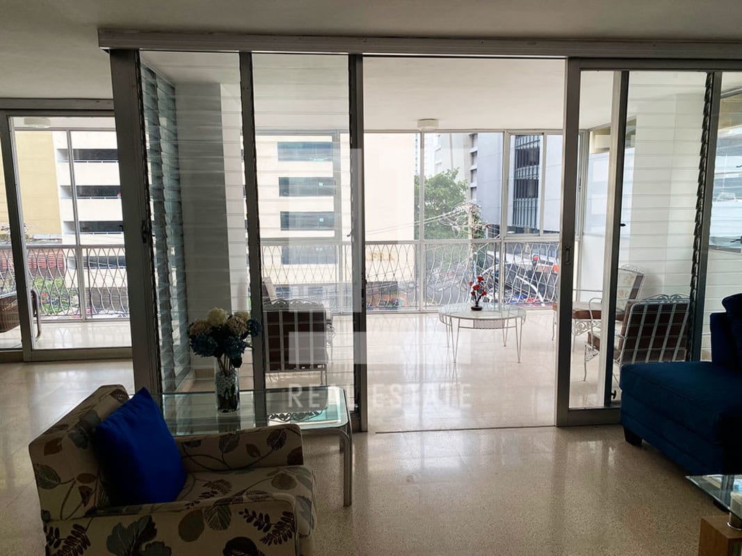 Contemporary kitchen with granite countertops and ample cabinetry in PH Eden Roc Obarrio