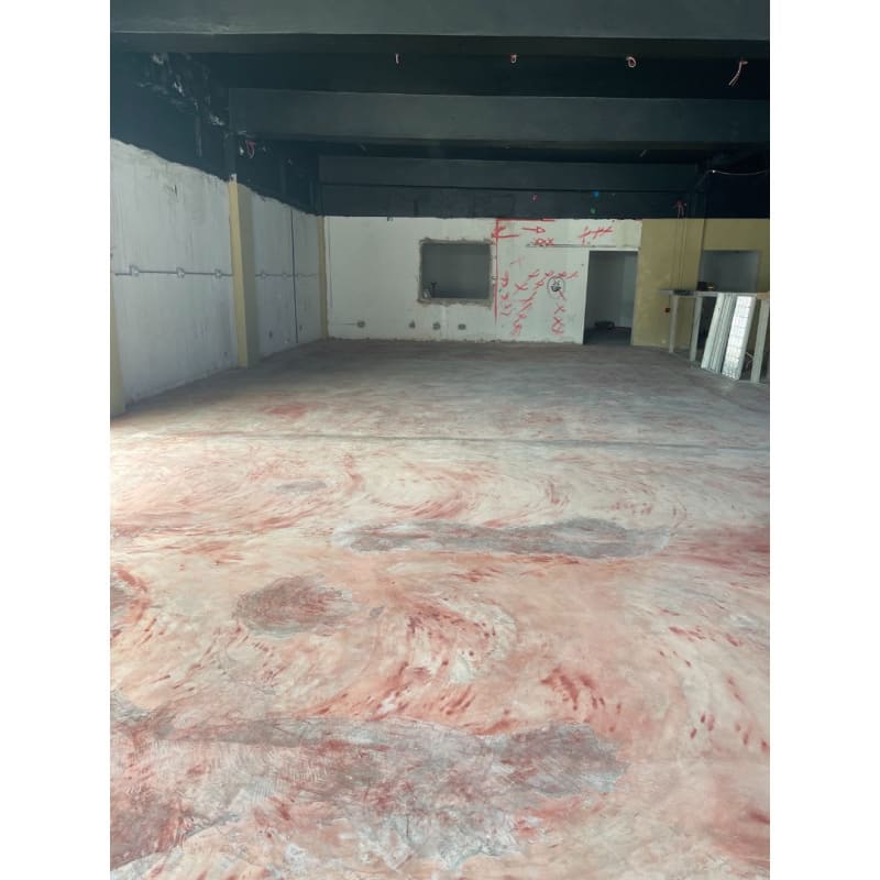 Spacious parking lot in container commercial center Via España Panama