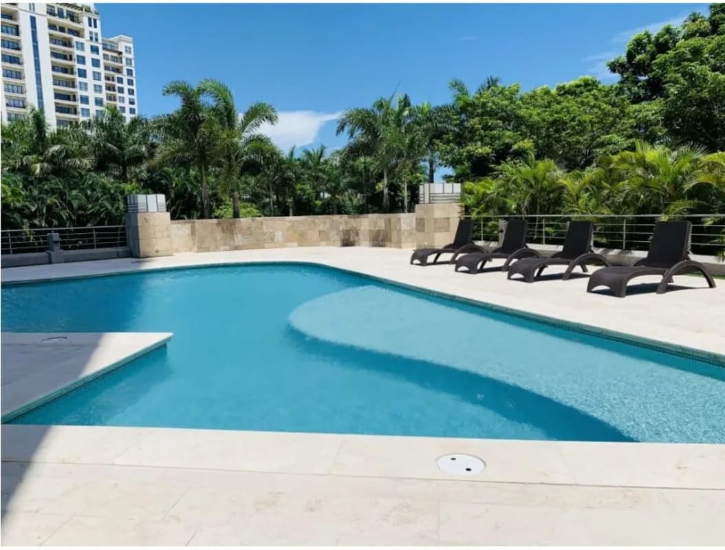 Infinity swimming pool outdoor deck PH Valery Point Santa Maria Panama