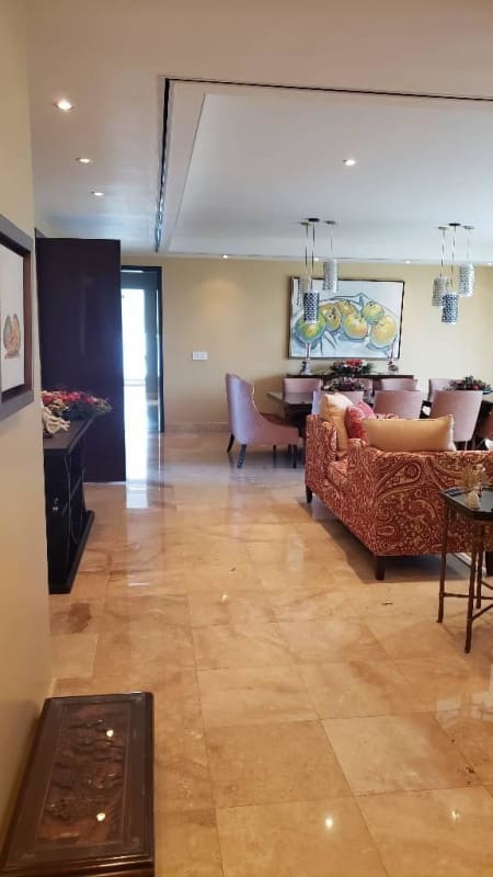 Spacious gourmet kitchen with granite countertops, island, modern cabinets PH Acqua II Costa del Este