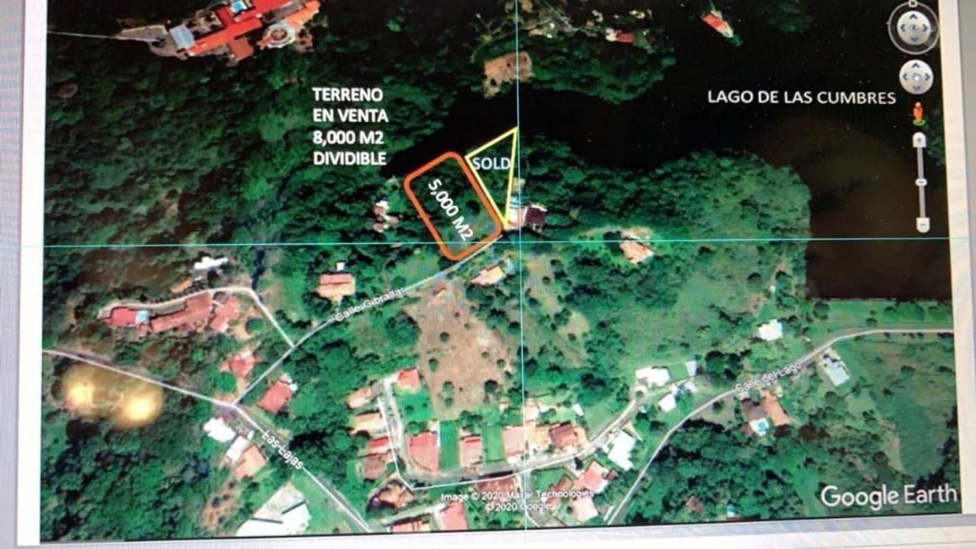Lakefront Land 8600 m² in Las Cumbres for Development