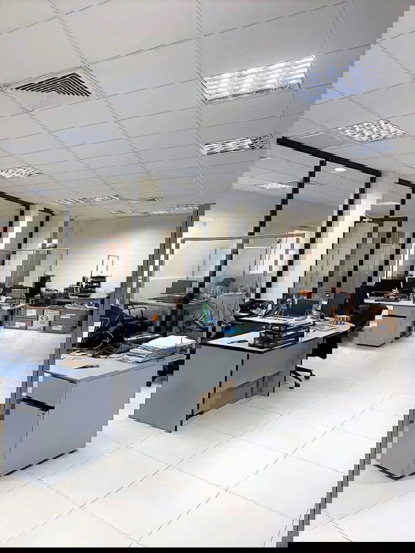 Secured fenced loading and storage yard commercial real estate Panama