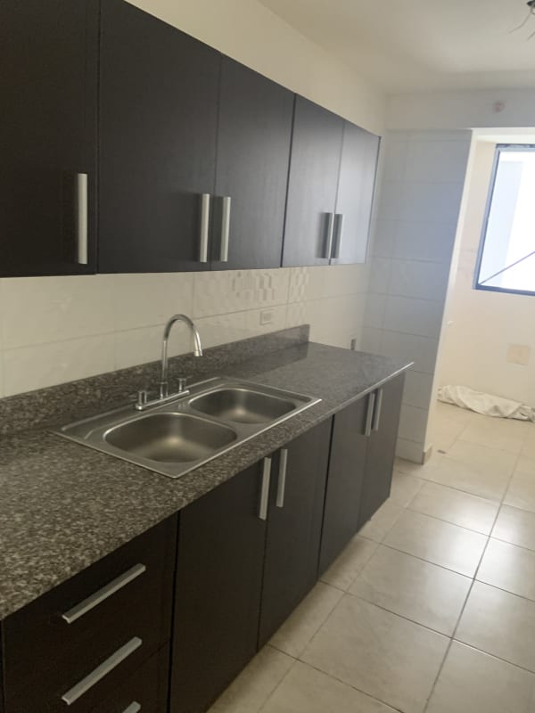 Bank Repossessed 3BR Condo PH Vista Verde Vía Transístmica