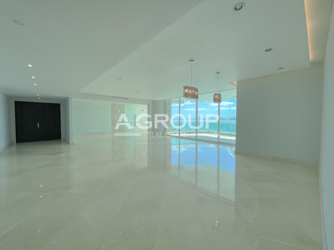 Luxurious 4BR Oceanfront Condo PH Bahia Pacifica Punta Pacifica