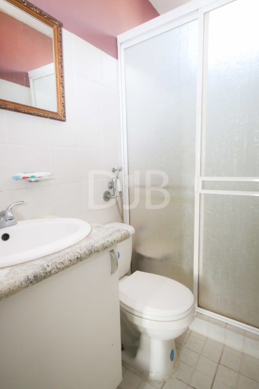 Renovated bathroom with granite countertop shower enclosure PH Mystic Village Don Bosco Panama
