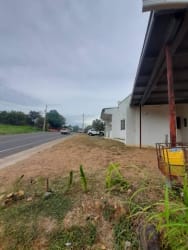 Covered garage area fitting two vehicles in house for sale Monagrillo Chitré Panama