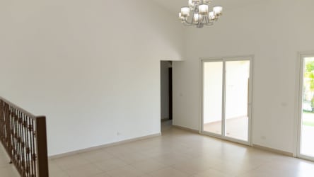 Modern bathroom in luxury villa with bathtub, glass shower, and vanity in Tucán Panama