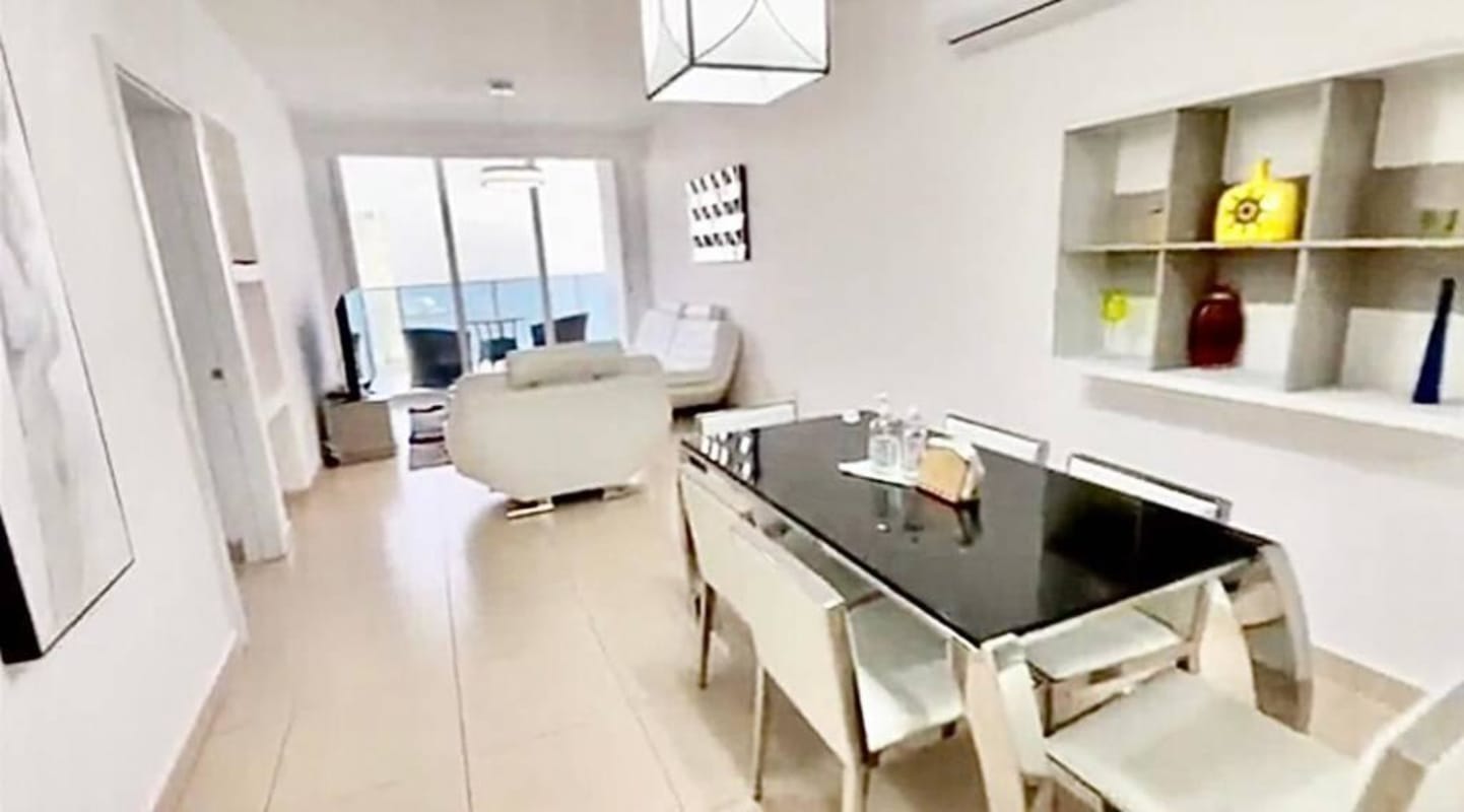 Spacious 3BR Apartment PH Infinity San Francisco Vía Porras