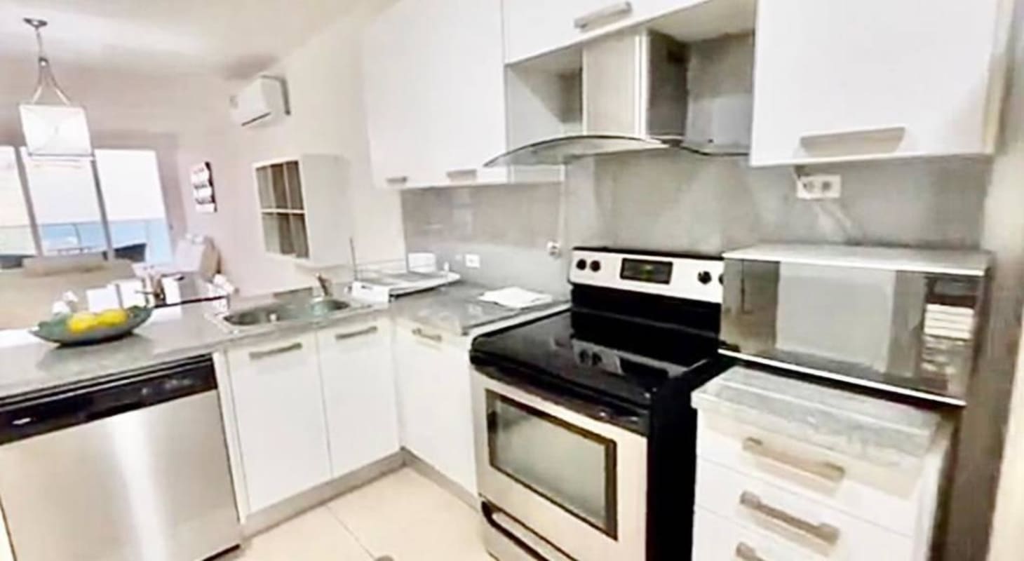 Modern kitchen white cabinets granite countertop PH Infinity Panama