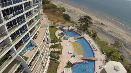 Infinity swimming pool facing the ocean at PH Santa Clara Residences, Playa Santa Clara Panama