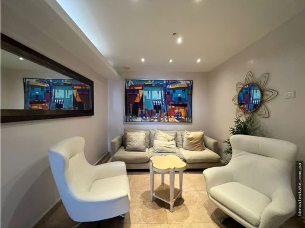 Gourmet kitchen with granite countertops Jr Penthouse PH Rivage Avenida Balboa Panama