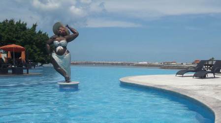 Infinity pool area overlooking the Pacific Ocean at Vista Mar Golf & Beach Resort Panama