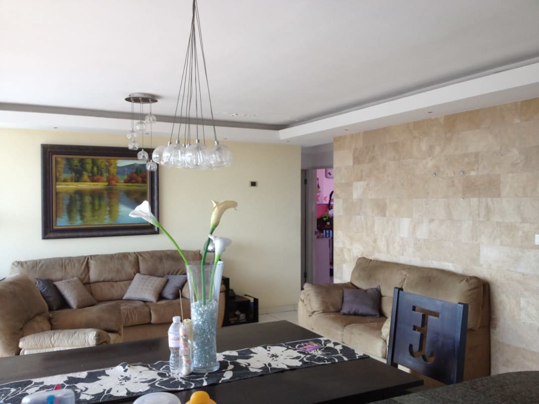 3BR Apartment with Balcony in PH Colonial Tower Betania