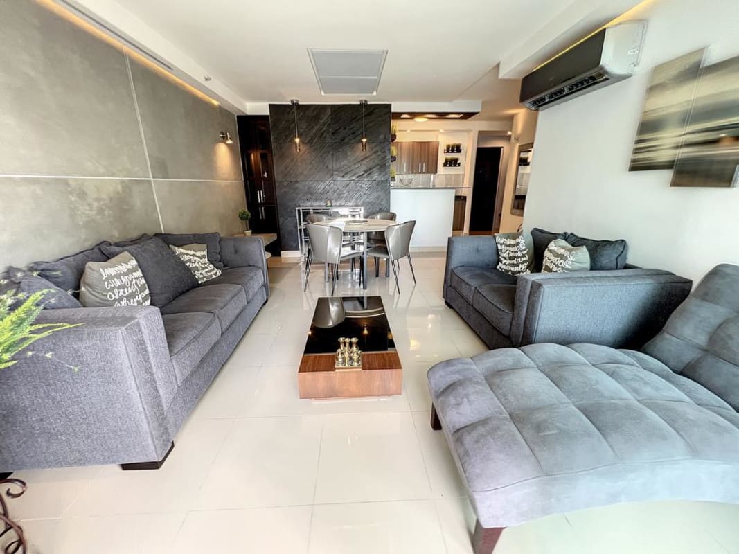 Modern 2BR Apartment PH Residencial del Sol Carrasquilla