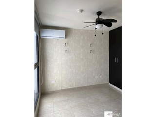 Apartment for Sale in San Francisco - 2 bedrooms