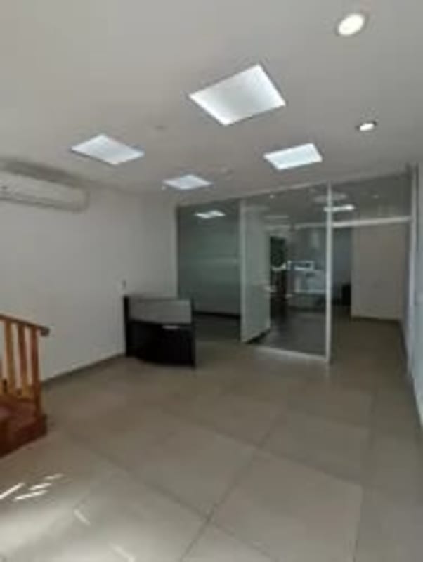 178m2 Commercial Office Space with Parking PH Parque Mar Paitilla