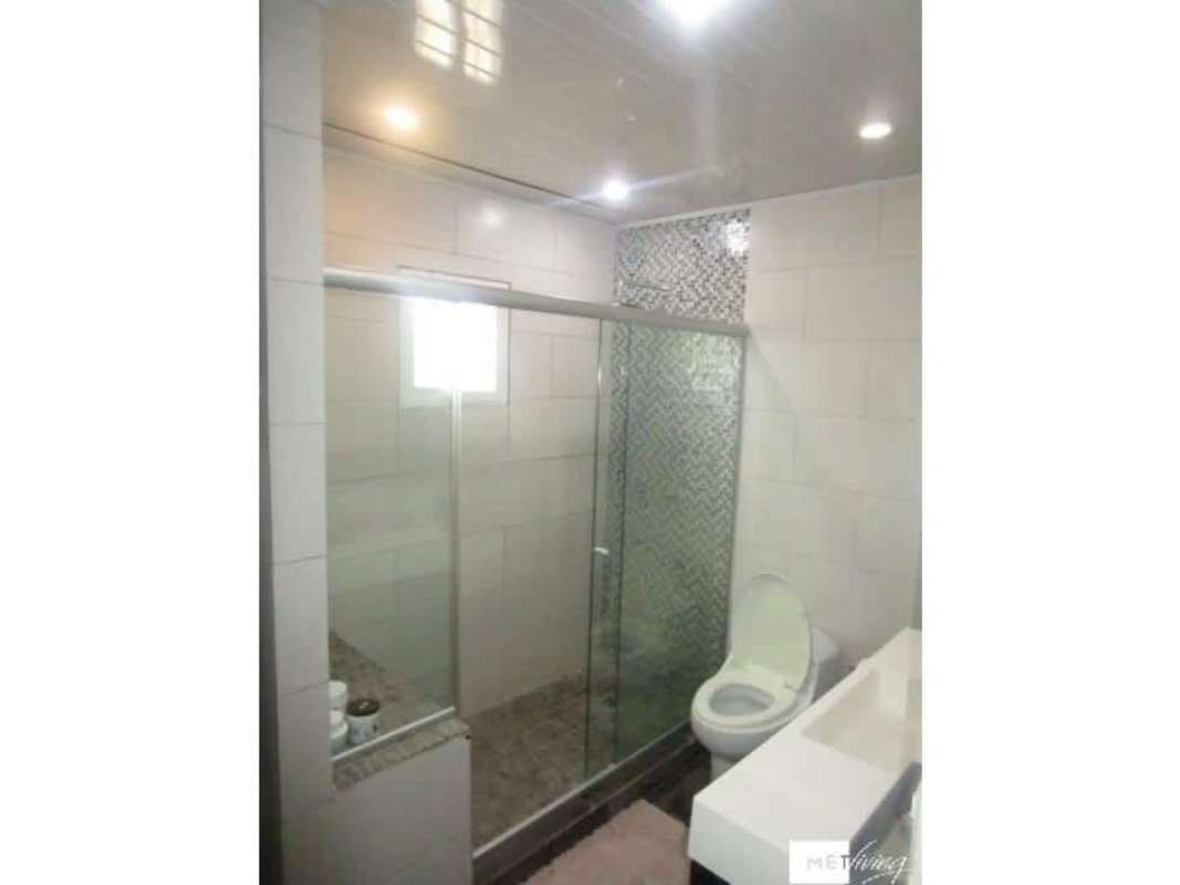 Dedicated laundry area washer dryer hookups utility sink Islas Montelimar house La Chorrera Panama