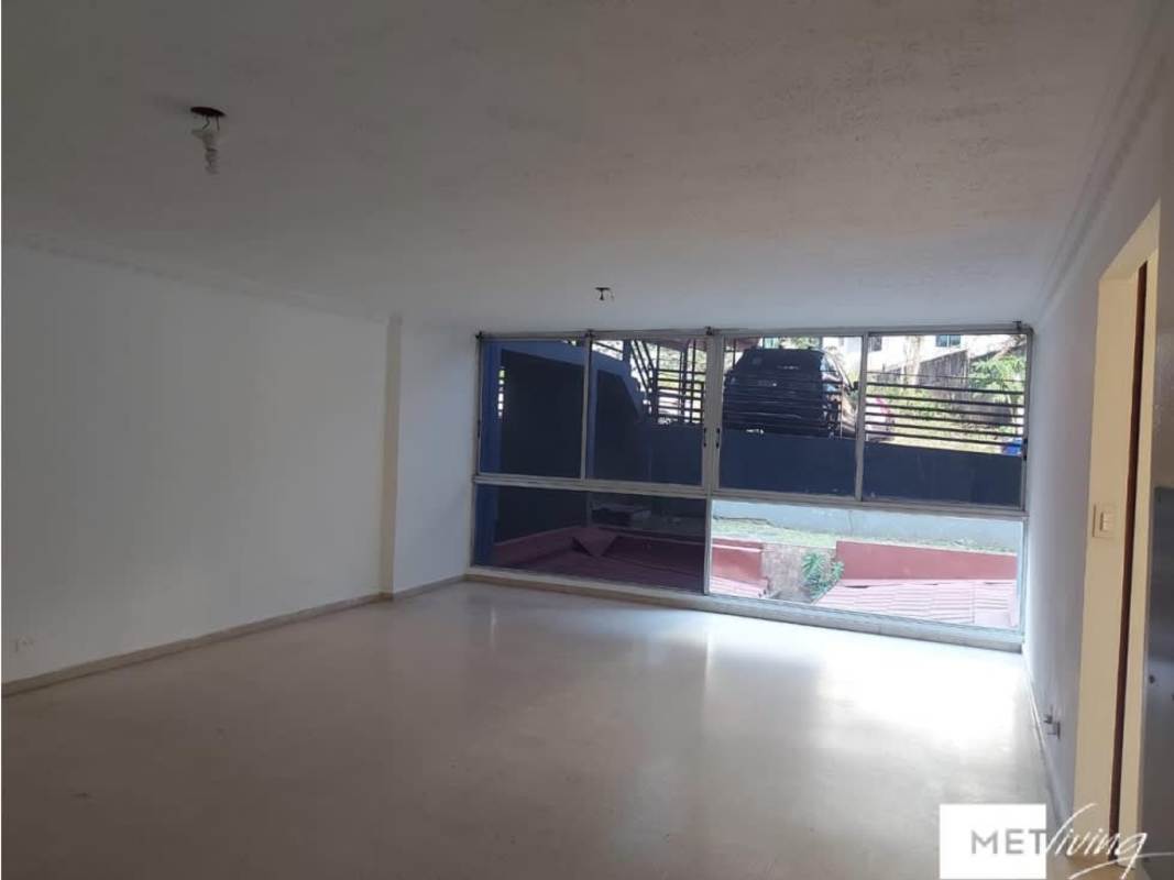 Bathroom with light blue fixtures, beige tiles, walk-in shower PH Diamante 3 Betania Panama