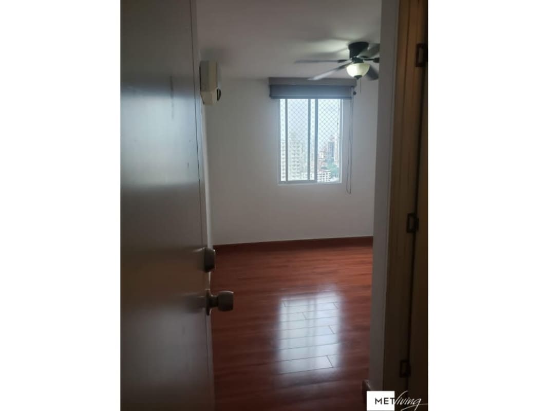 Affordable 2BR Condo with Pool PH Plaza Valencia Bella Vista