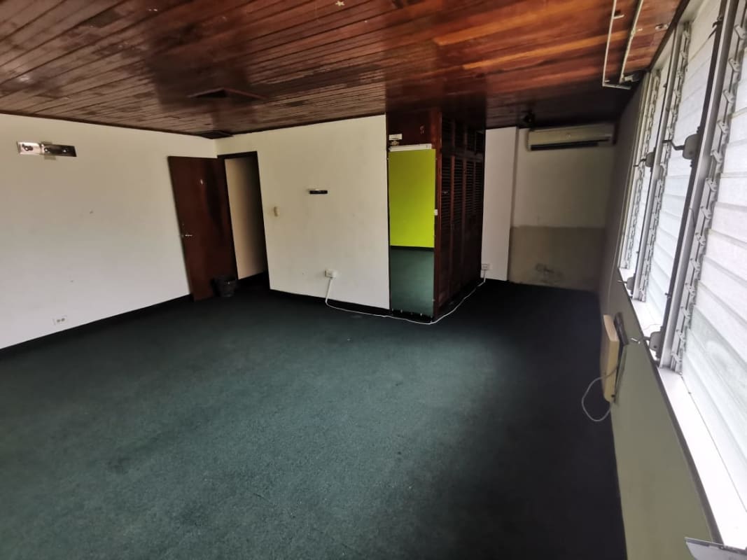 Spacious 3BR House with Garden & Terrace in Obarrio Panama