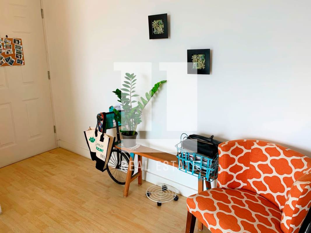 Modern dining and living with balcony and city views in Foresta Tower Panama