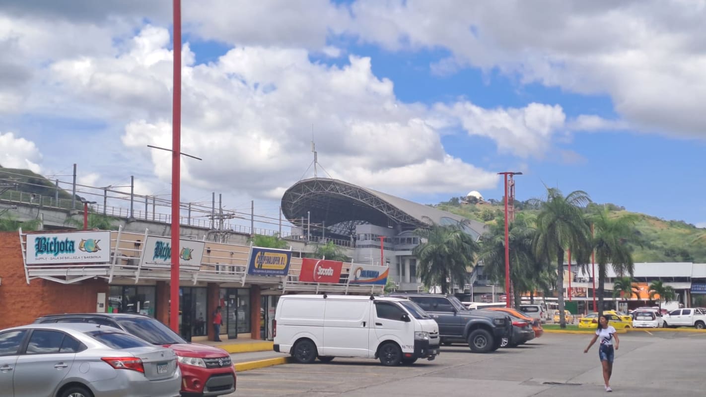Commercial Space 286m2 For Sale Los Andes Mall San Miguelito