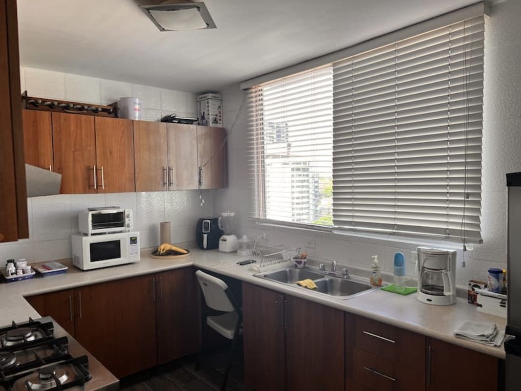 Master bedroom with city views, large space PH Andros Tower El Cangrejo Panama