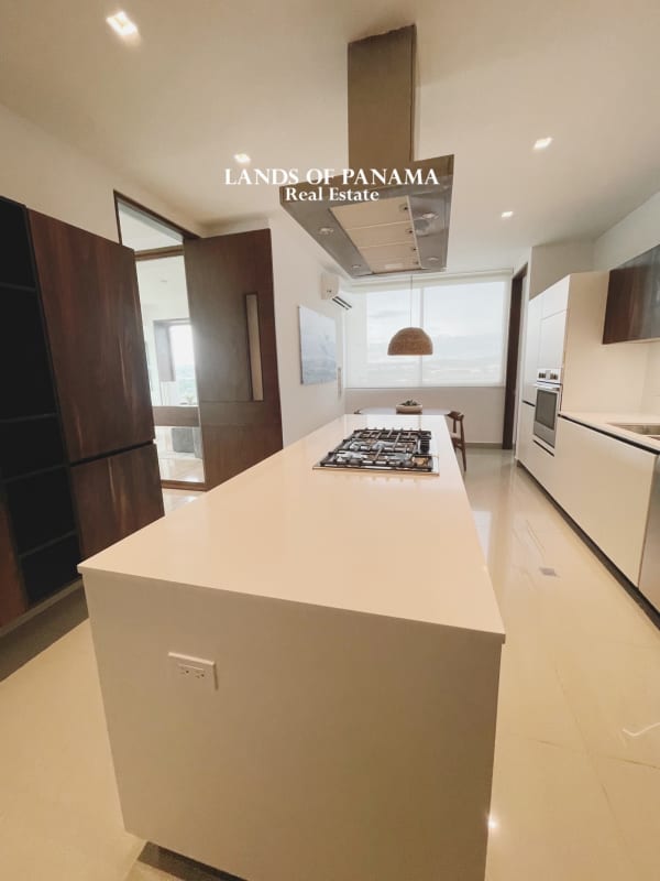 Luxury 3BR Condo PH Solana Santa María with Golf Views