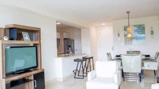 Condominium Apartment for Sale in Howard - 1 bedroom