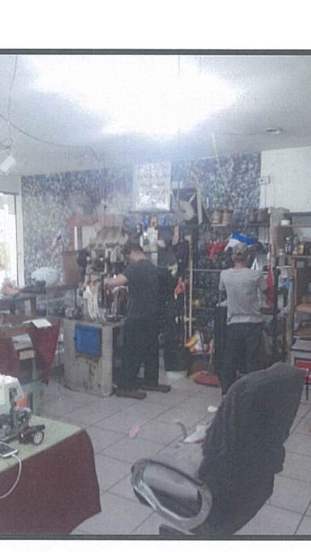 Commercial workspace with equipment in Gran Estación Panama