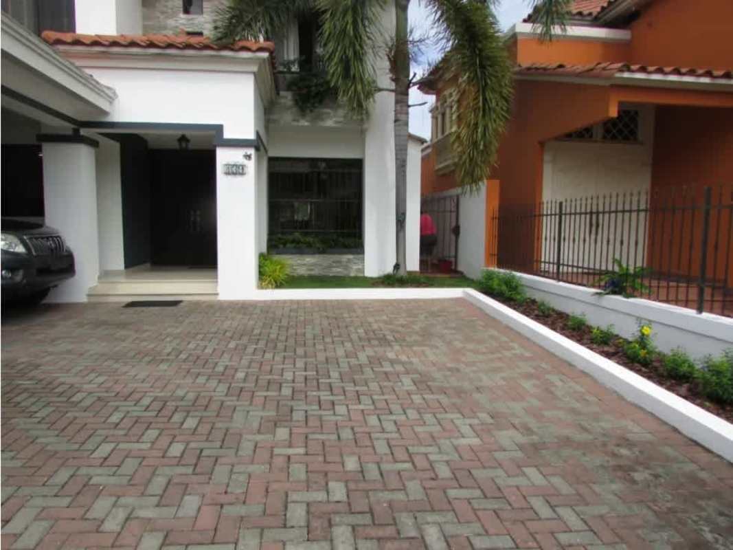 Spacious kitchen with granite counters, breakfast nook in Altos de Panama family house