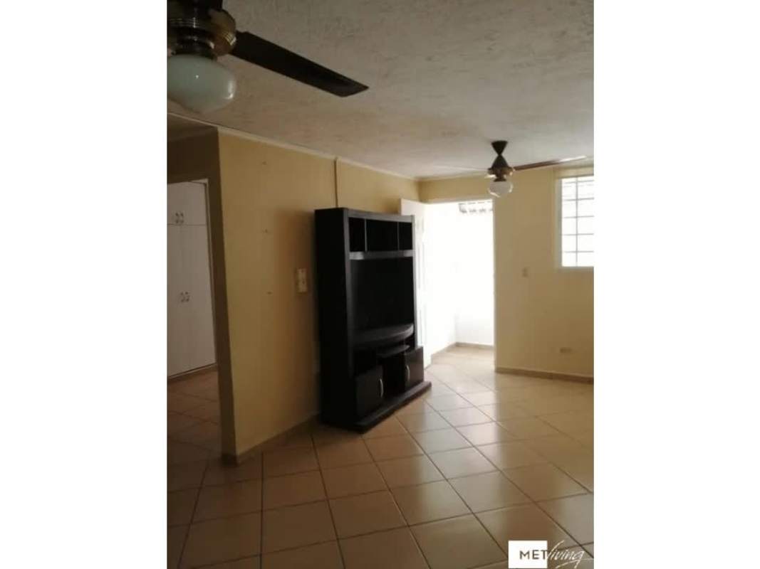 Living room with tiled floors ceiling fans entertainment center PH Pueblito Lindo Panama City
