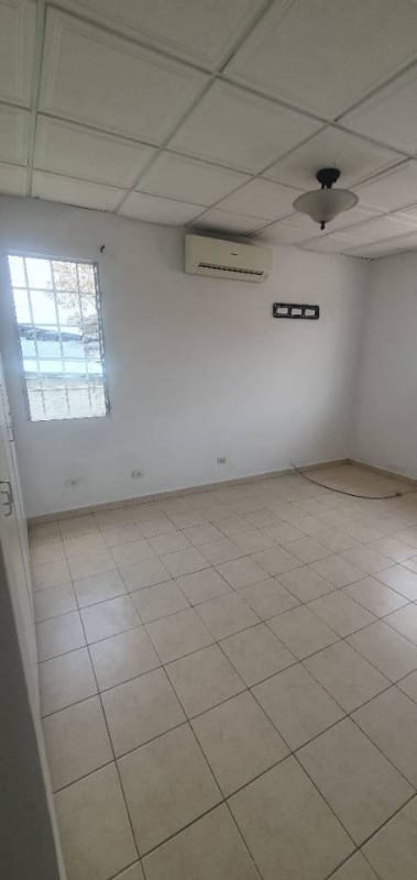 Bedroom with built-in closet AC tiled floor Portofino Villa Zaita