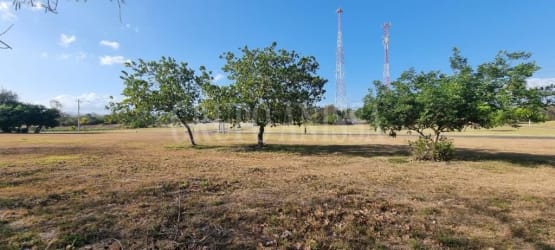 Expansive residential land lot in secure Palmeras Golf community Coronado Panama