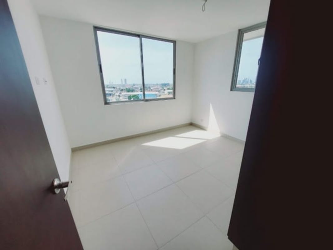 New 3BR Apartment PH Alta Terra 116m2 with Balcony