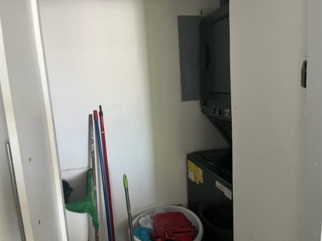 Modern 2BR Apartment PH Metropolitan Park Via España